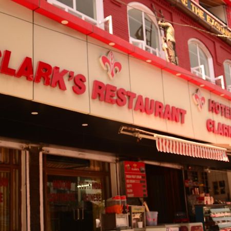 מלון מוסורי Clarks מראה חיצוני תמונה