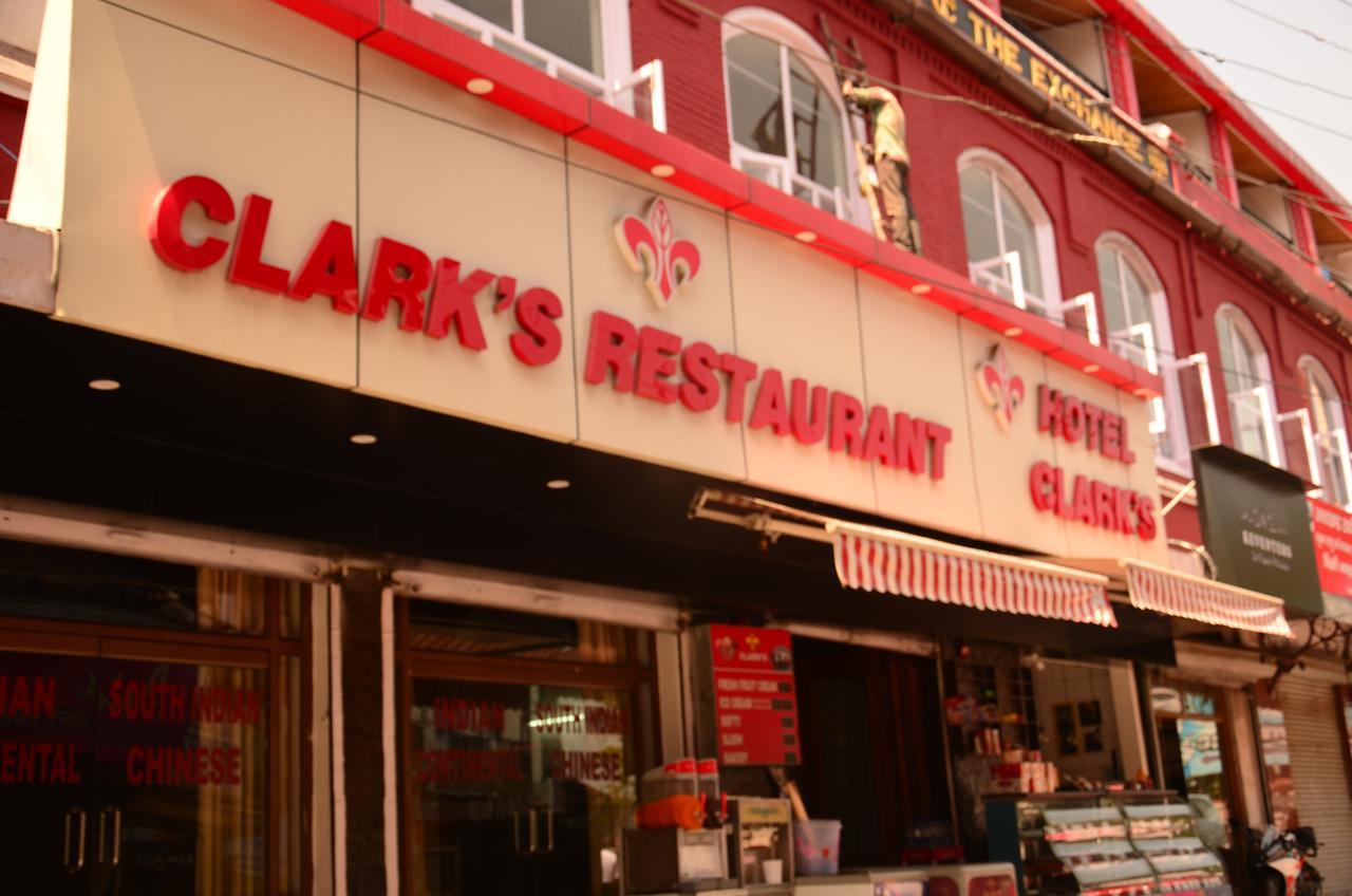 מלון מוסורי Clarks מראה חיצוני תמונה